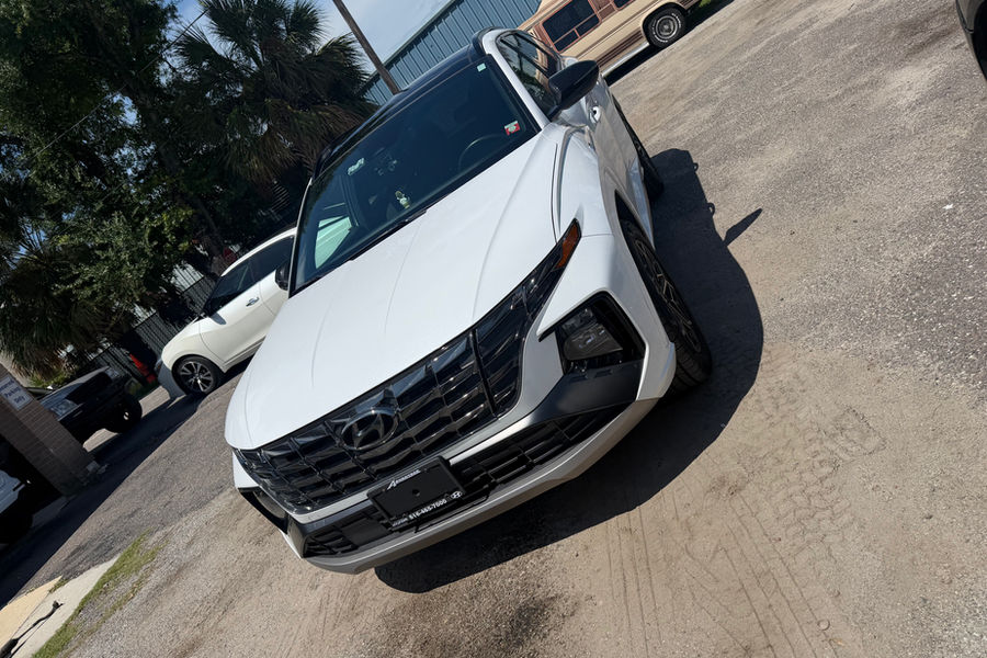 2023 Hyundai Tucson in white